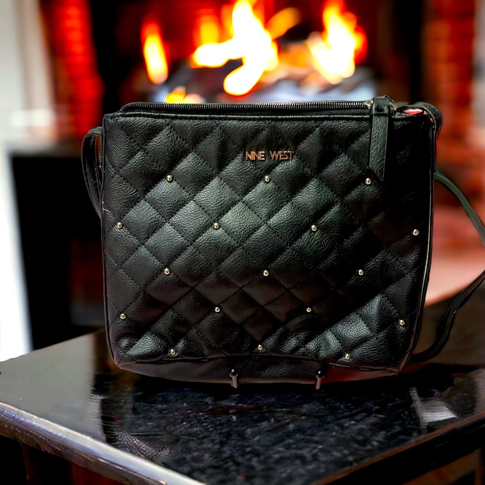 Nine West black studded crossbody quilted metal stud pattern EUC 8x9 in